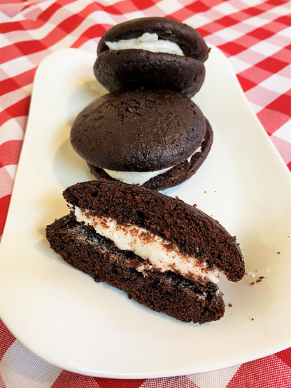 2/27 Cafe Bake - Chocolate Whoopie Pie